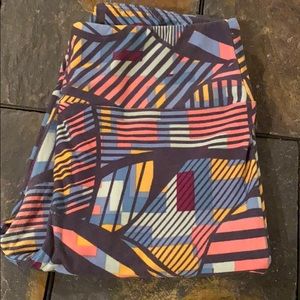 5/$20! Lularoe OS Leggings